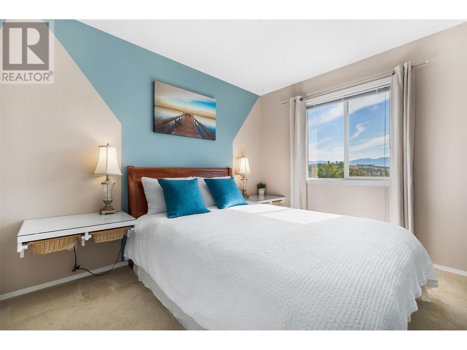 1056 CALEDONIA WAY Image 21