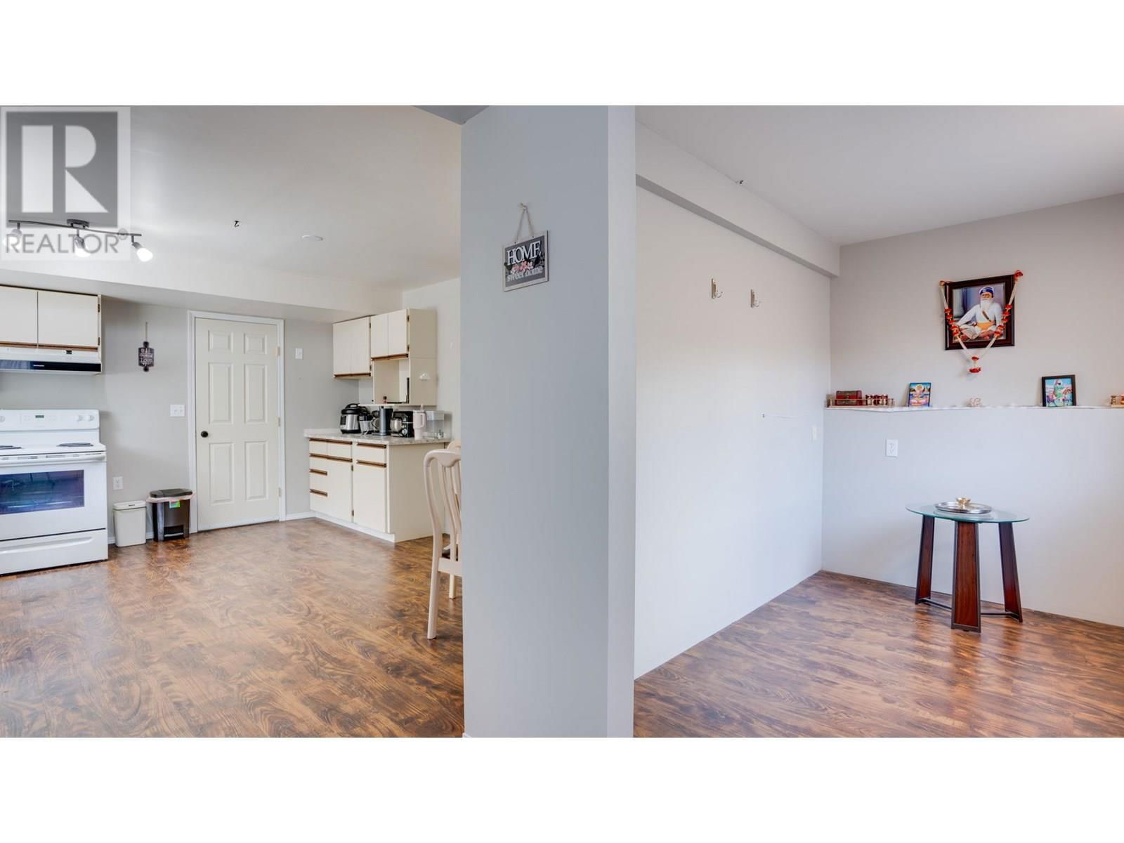 2825 RICHFIELD DRIVE Image 36