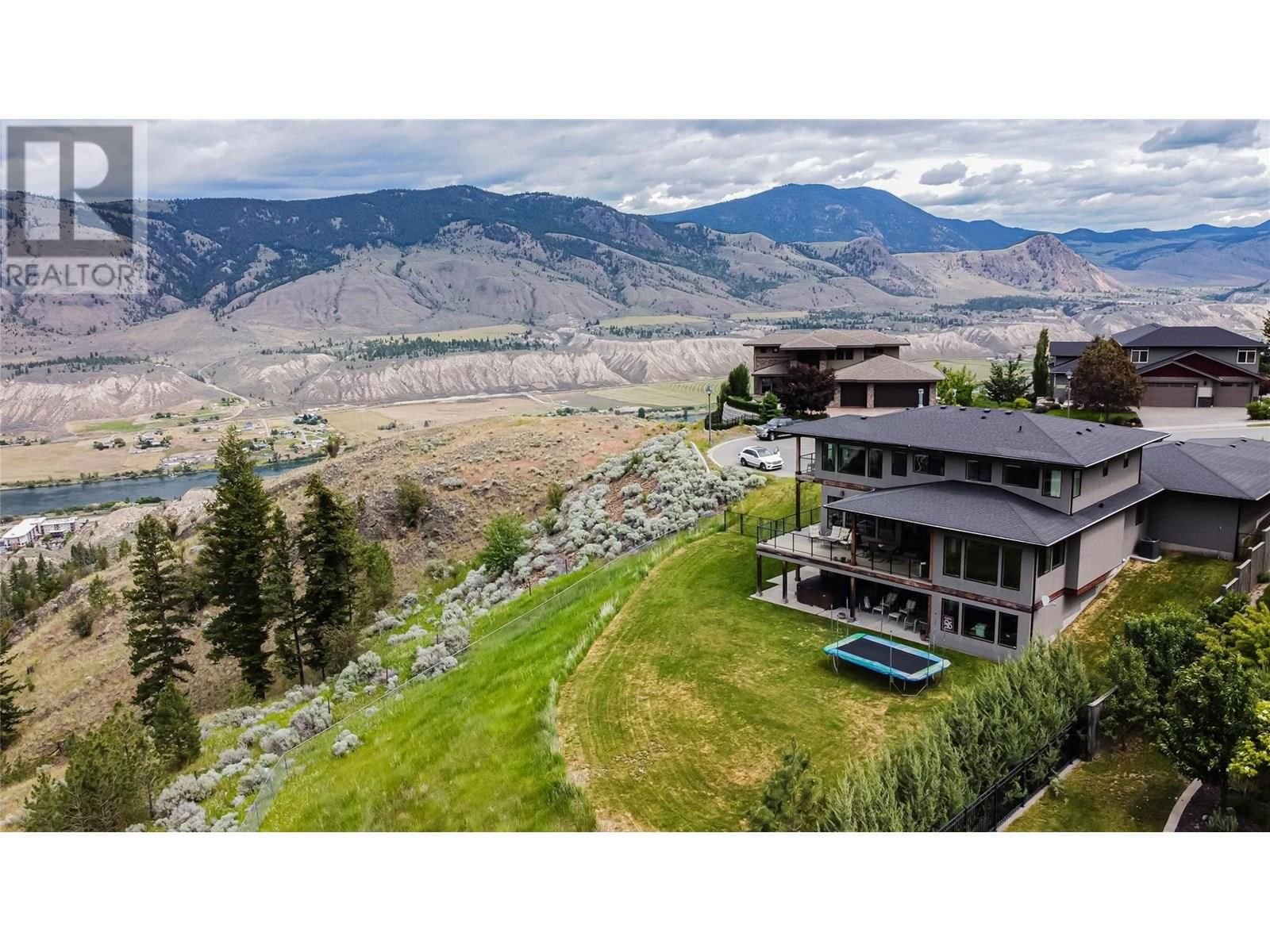 1760 CHEAKAMUS DRIVE Image 1