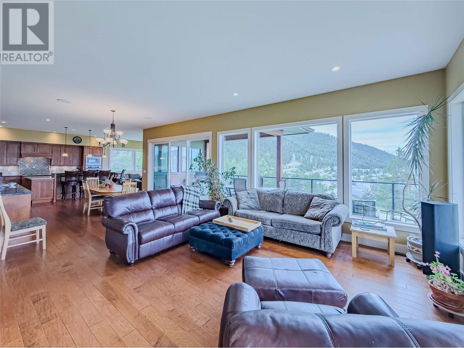 1760 CHEAKAMUS DRIVE Image 10