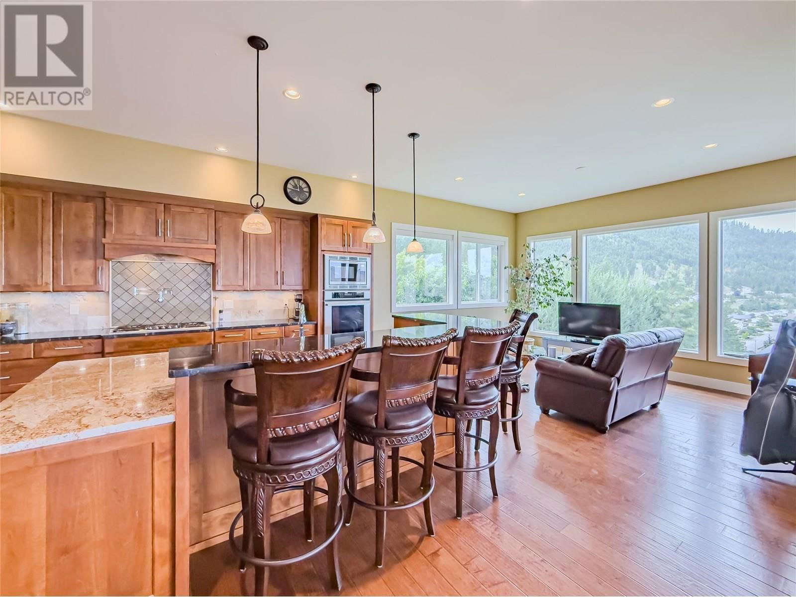 1760 CHEAKAMUS DRIVE Image 14