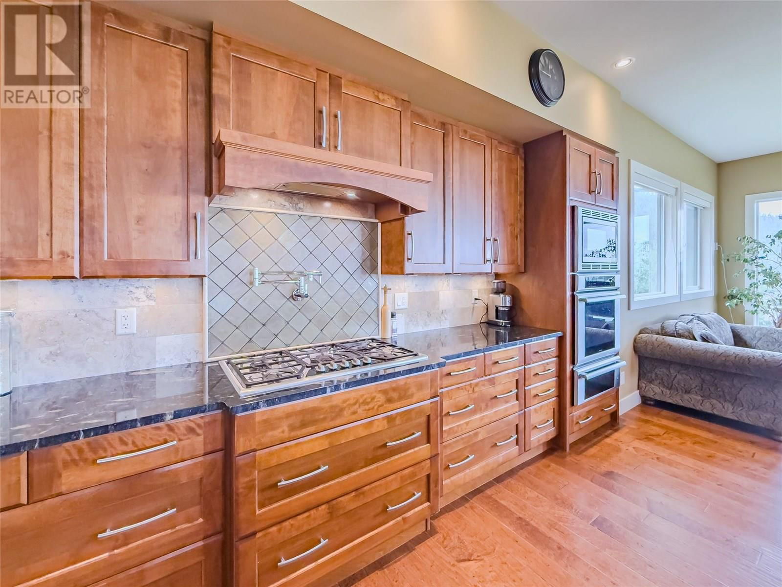 1760 CHEAKAMUS DRIVE Image 16