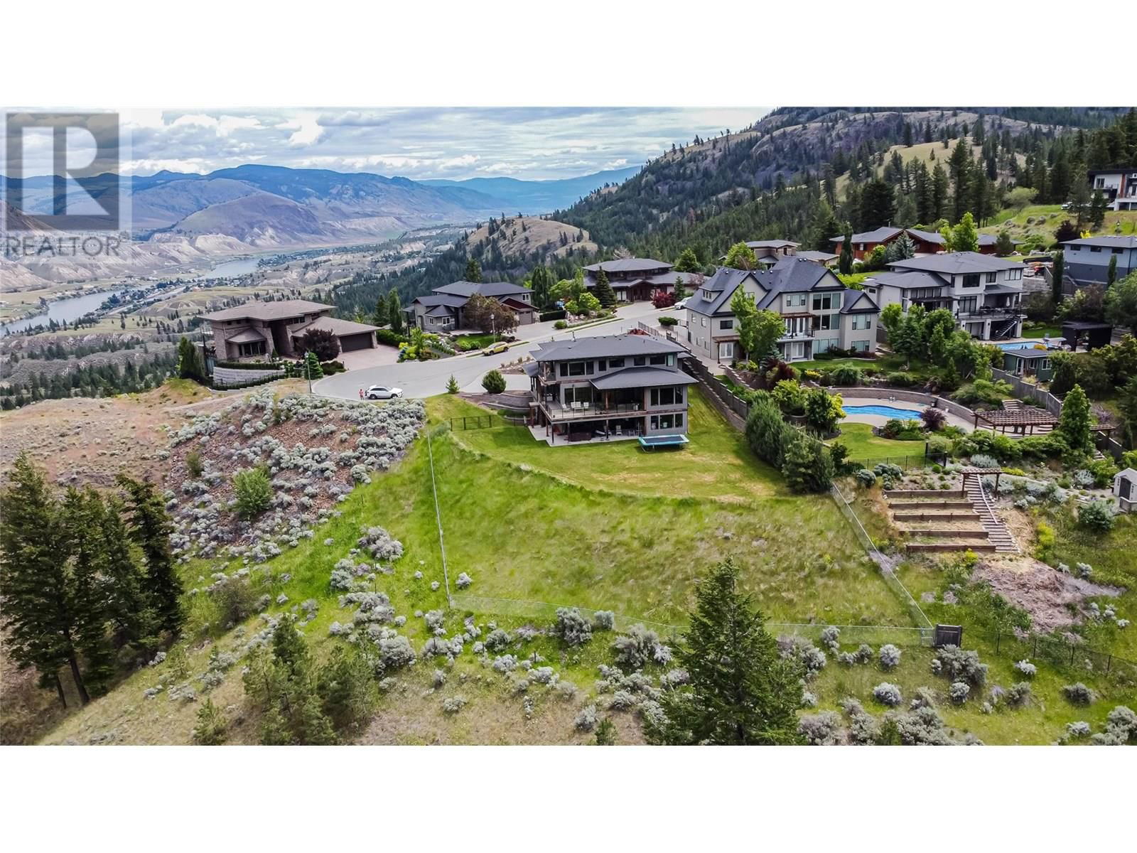 1760 CHEAKAMUS DRIVE Image 2