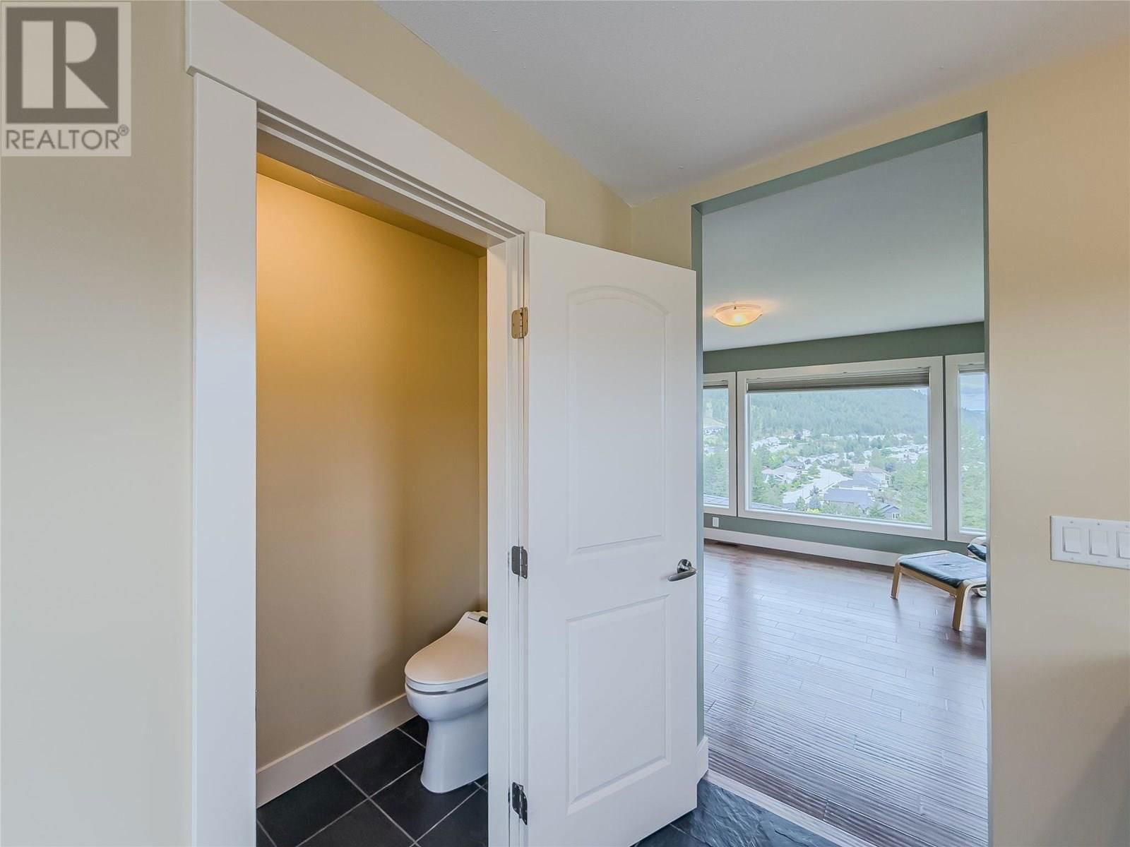 1760 CHEAKAMUS DRIVE Image 44