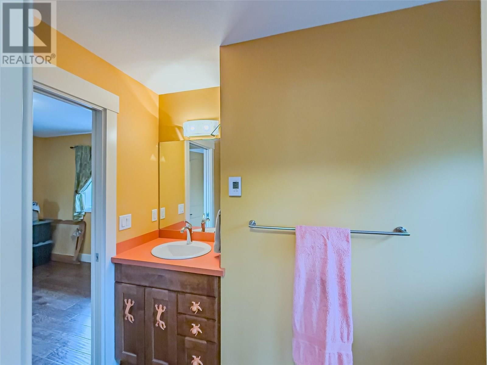 1760 CHEAKAMUS DRIVE Image 50