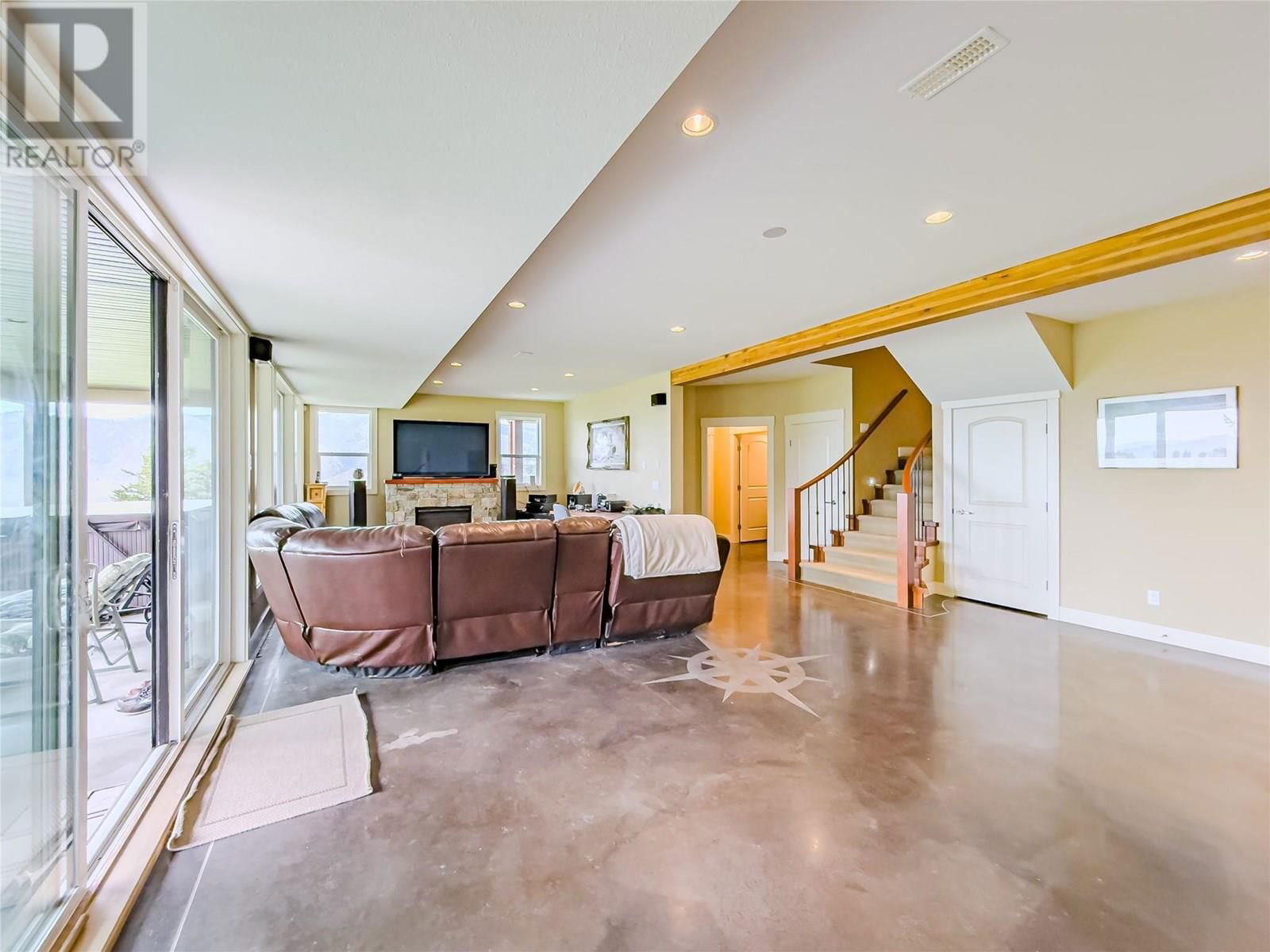 1760 CHEAKAMUS DRIVE Image 54