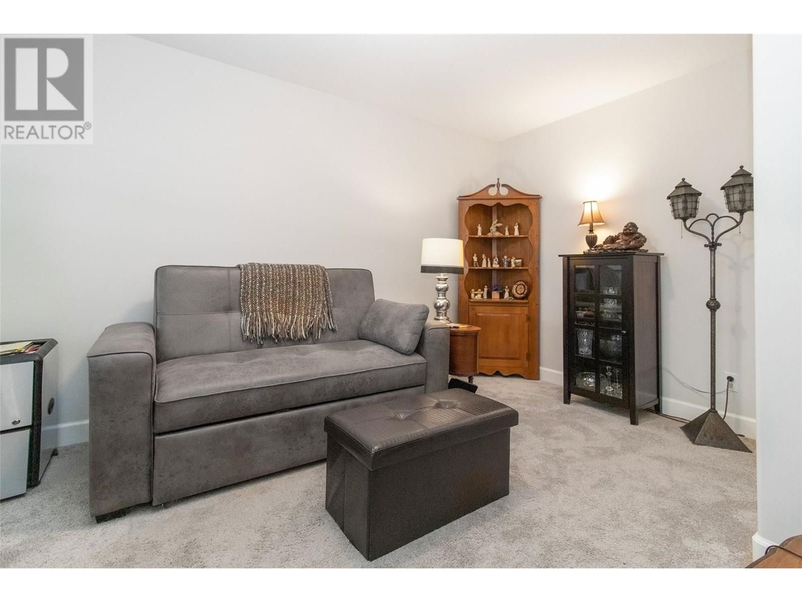 3811 GLEN CANYON DRIVE Image 17