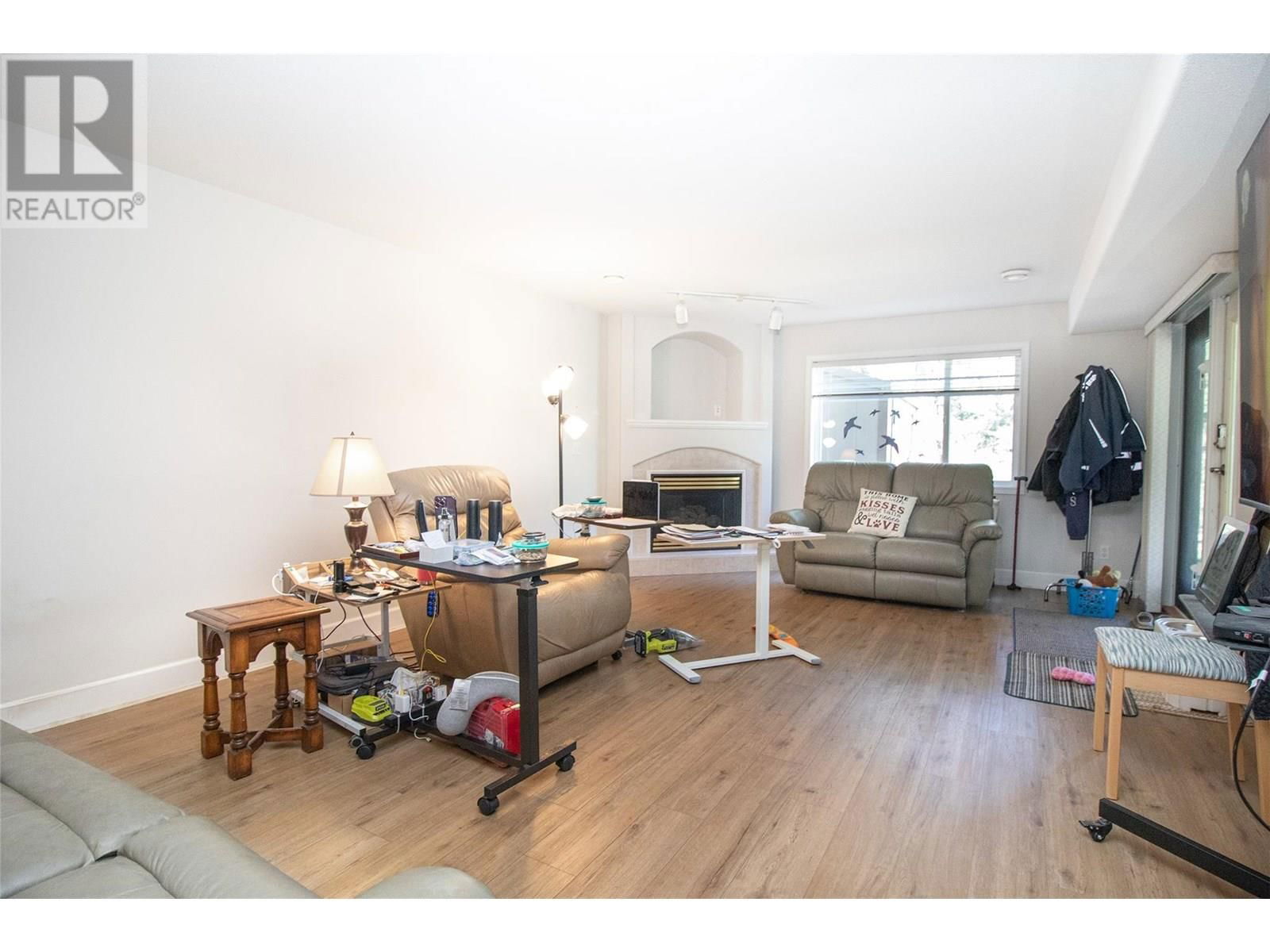3811 GLEN CANYON DRIVE Image 20