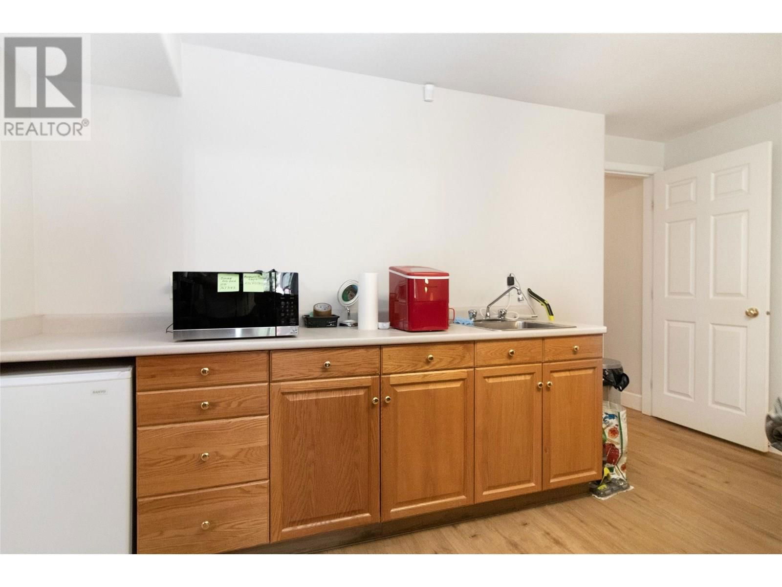 3811 GLEN CANYON DRIVE Image 23
