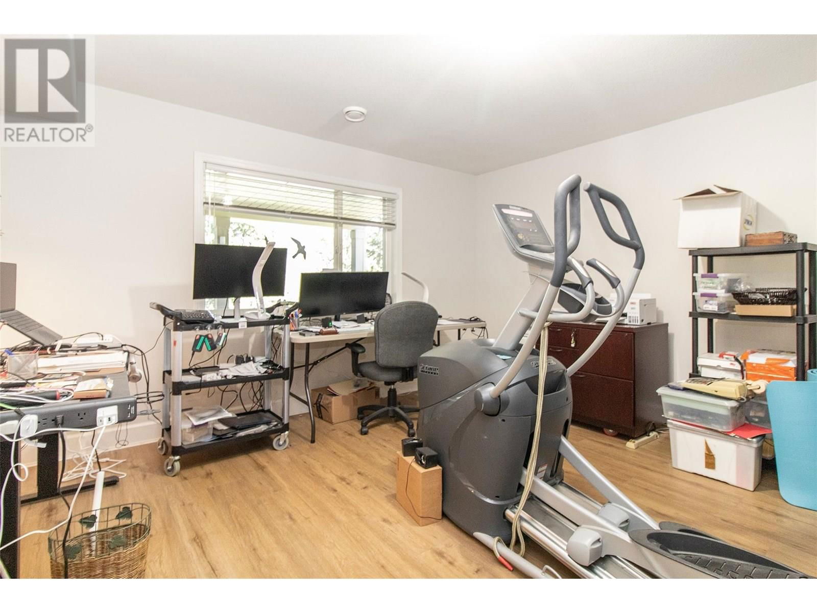 3811 GLEN CANYON DRIVE Image 24