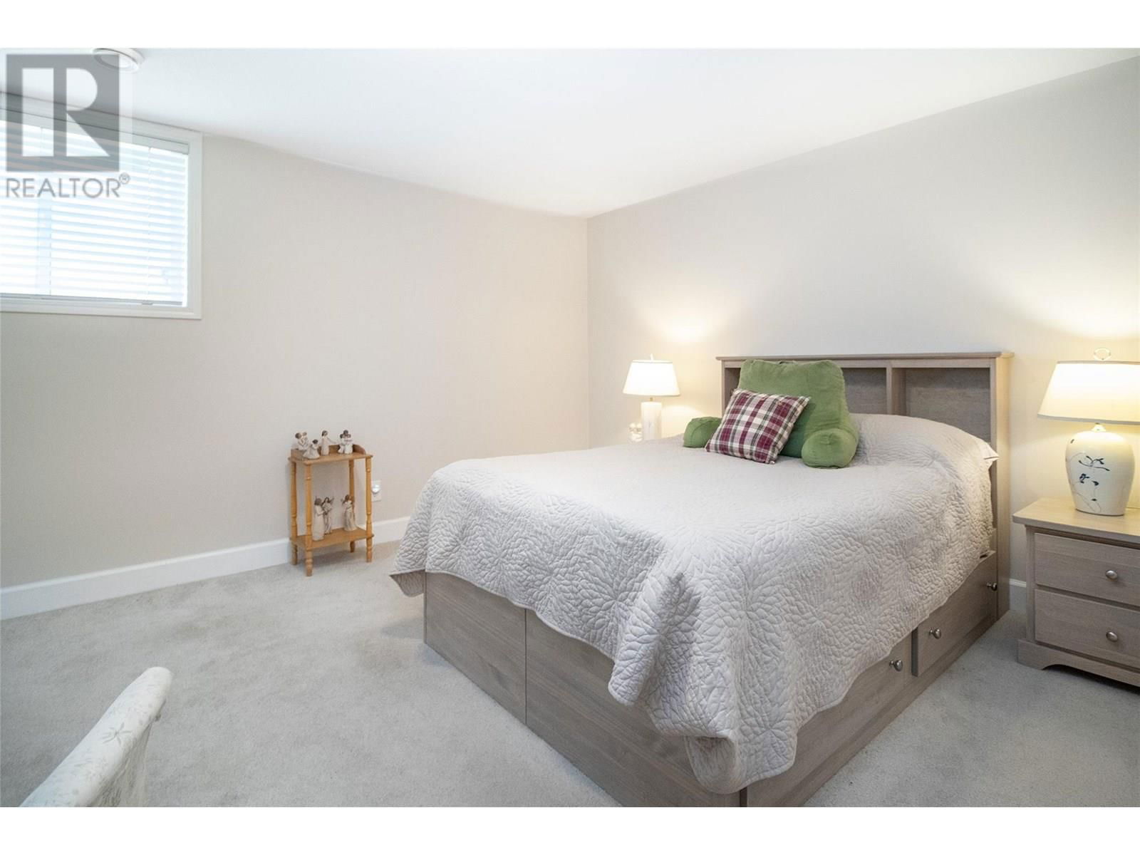3811 GLEN CANYON DRIVE Image 26