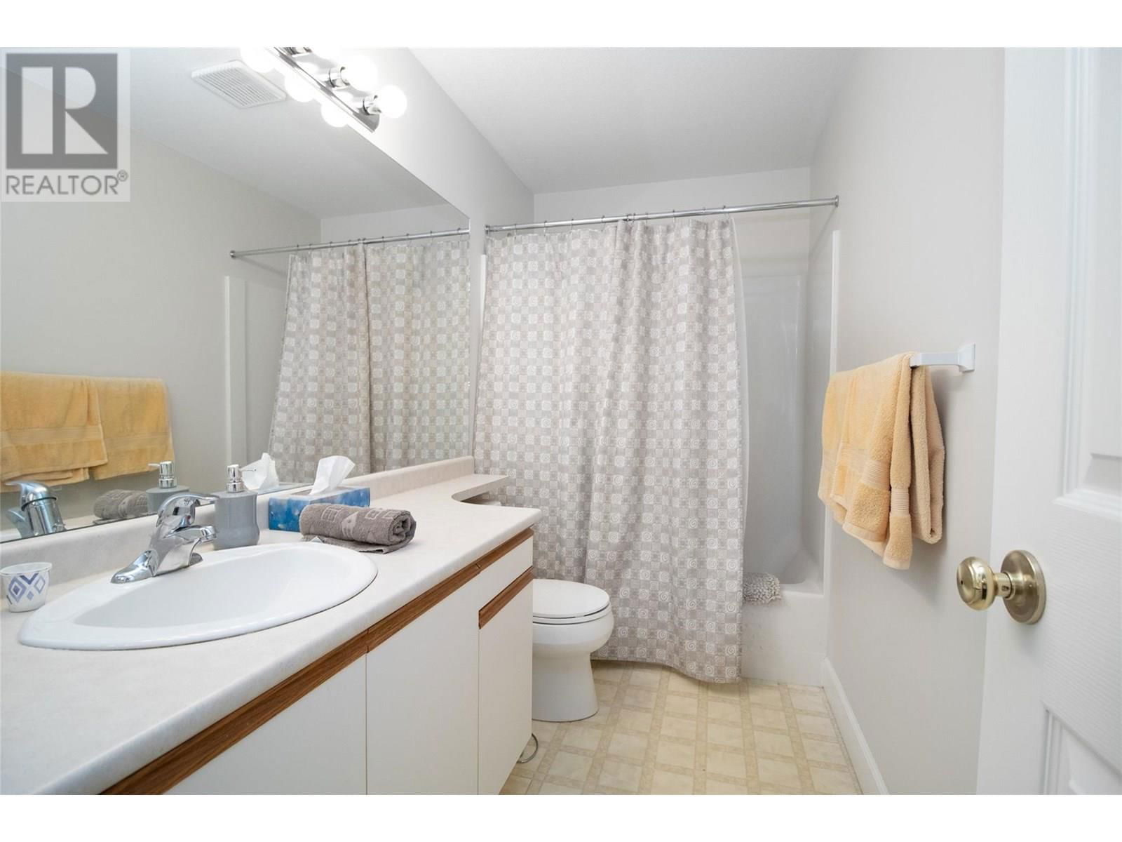 3811 GLEN CANYON DRIVE Image 28
