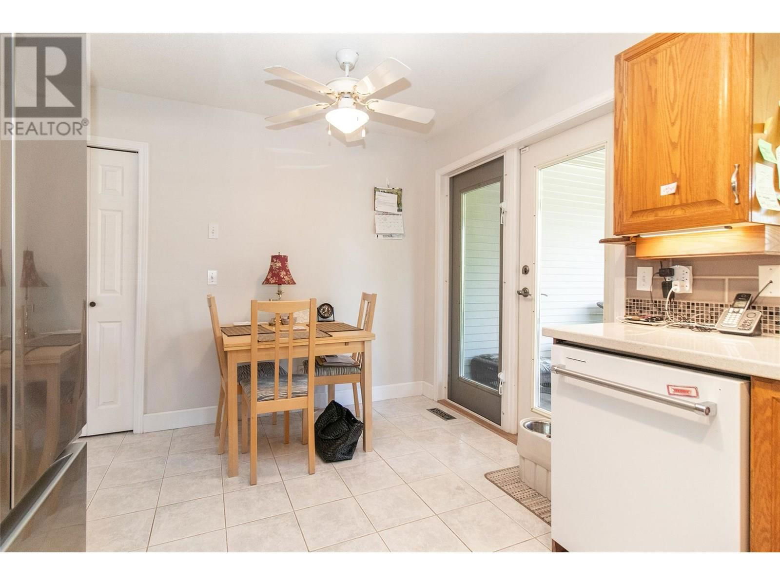 3811 GLEN CANYON DRIVE Image 9