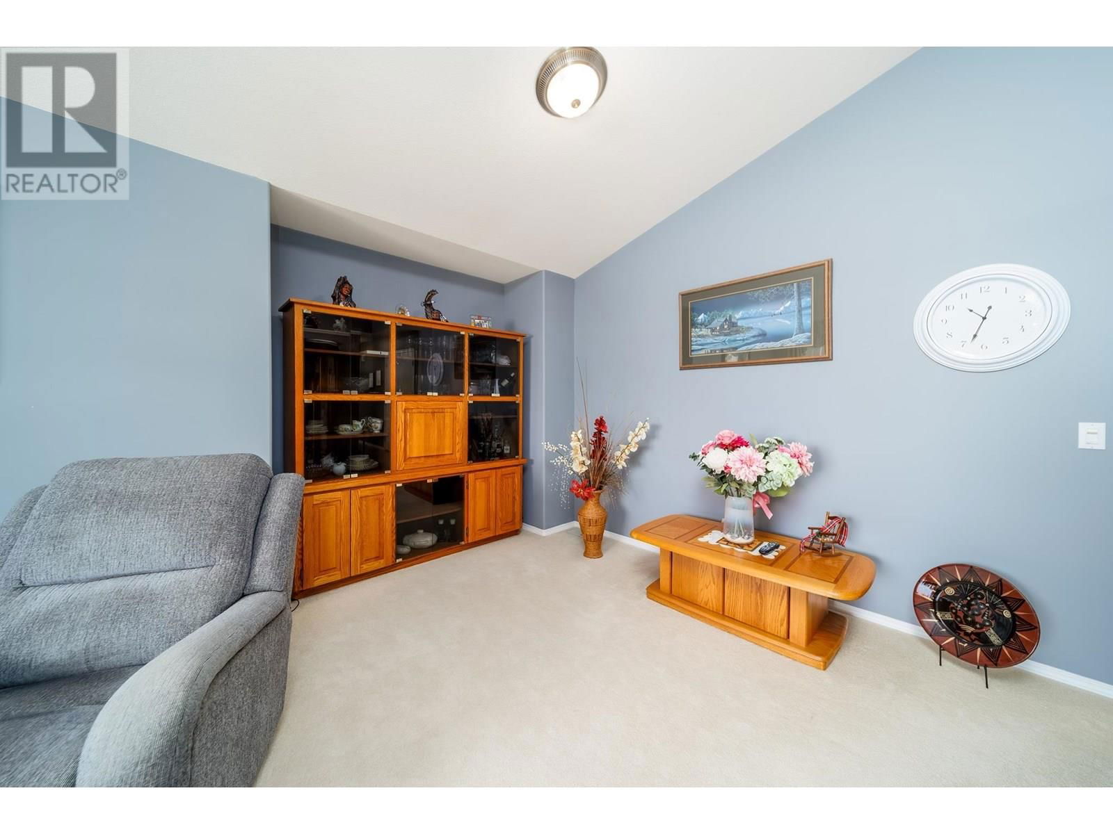139 - 2250 LOUIE DRIVE Image 14