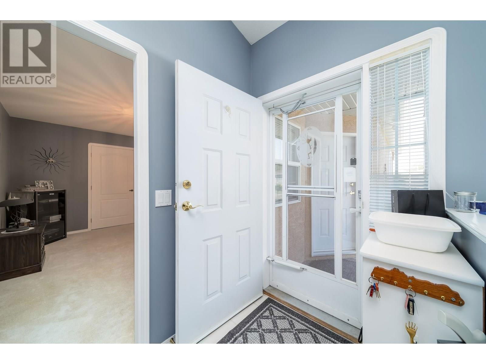 139 - 2250 LOUIE DRIVE Image 16