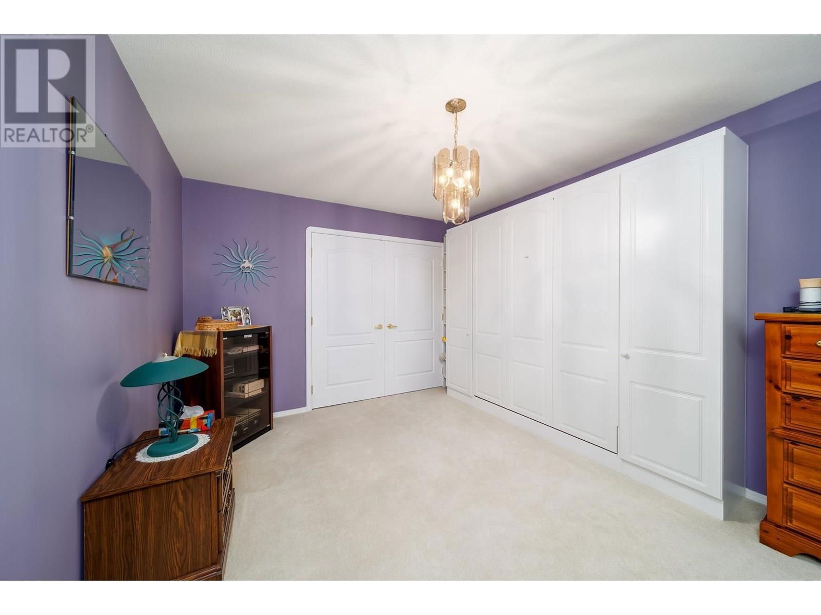 139 - 2250 LOUIE DRIVE Image 17