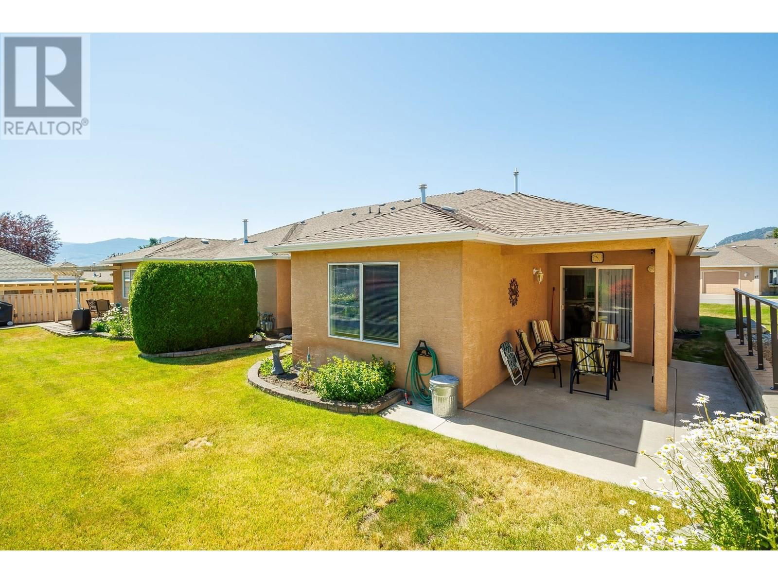 139 - 2250 LOUIE DRIVE Image 29