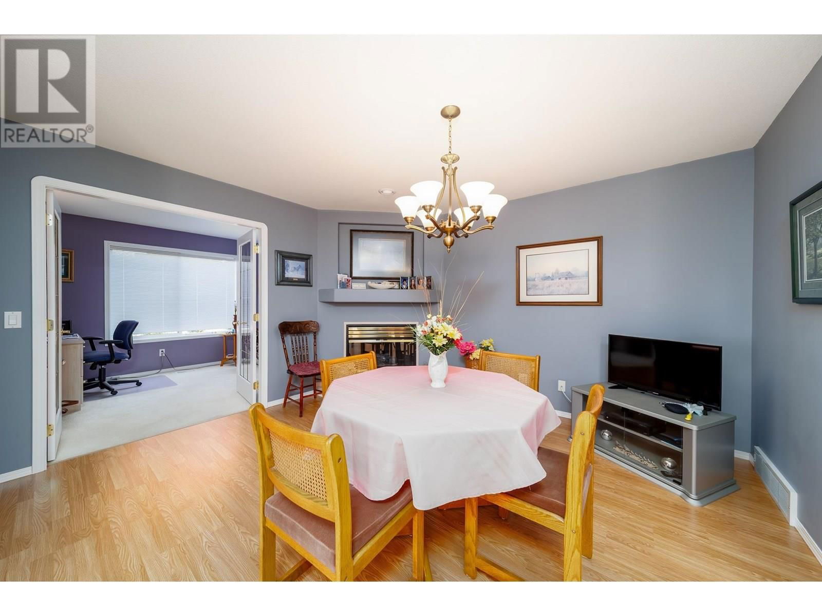 139 - 2250 LOUIE DRIVE Image 7