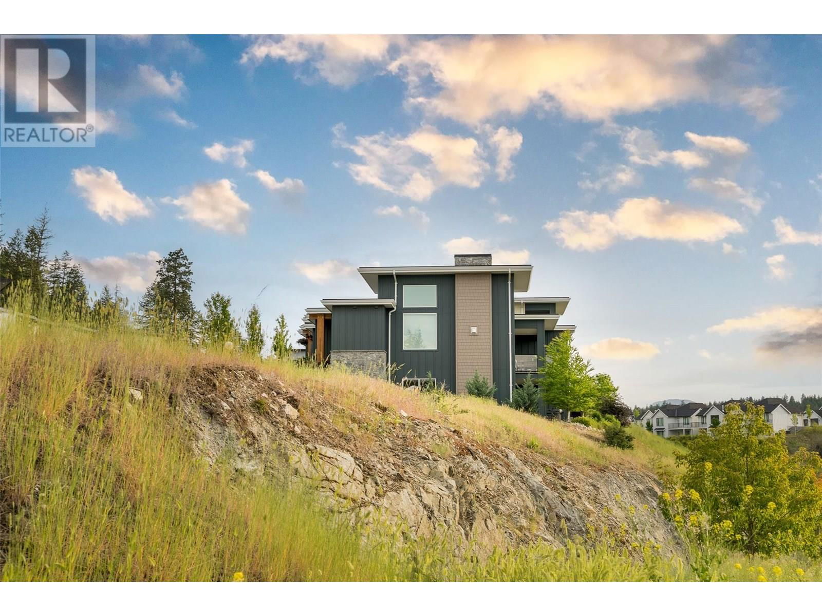 285 DIAMOND WAY Image 3