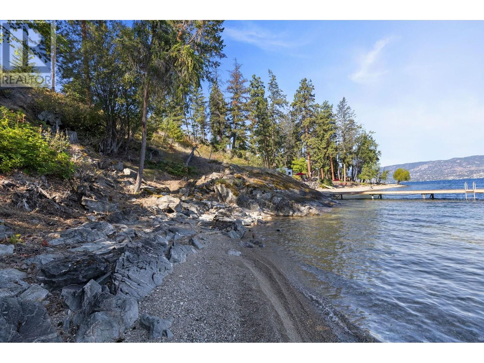 8888 LAKESHORE ROAD Image 8