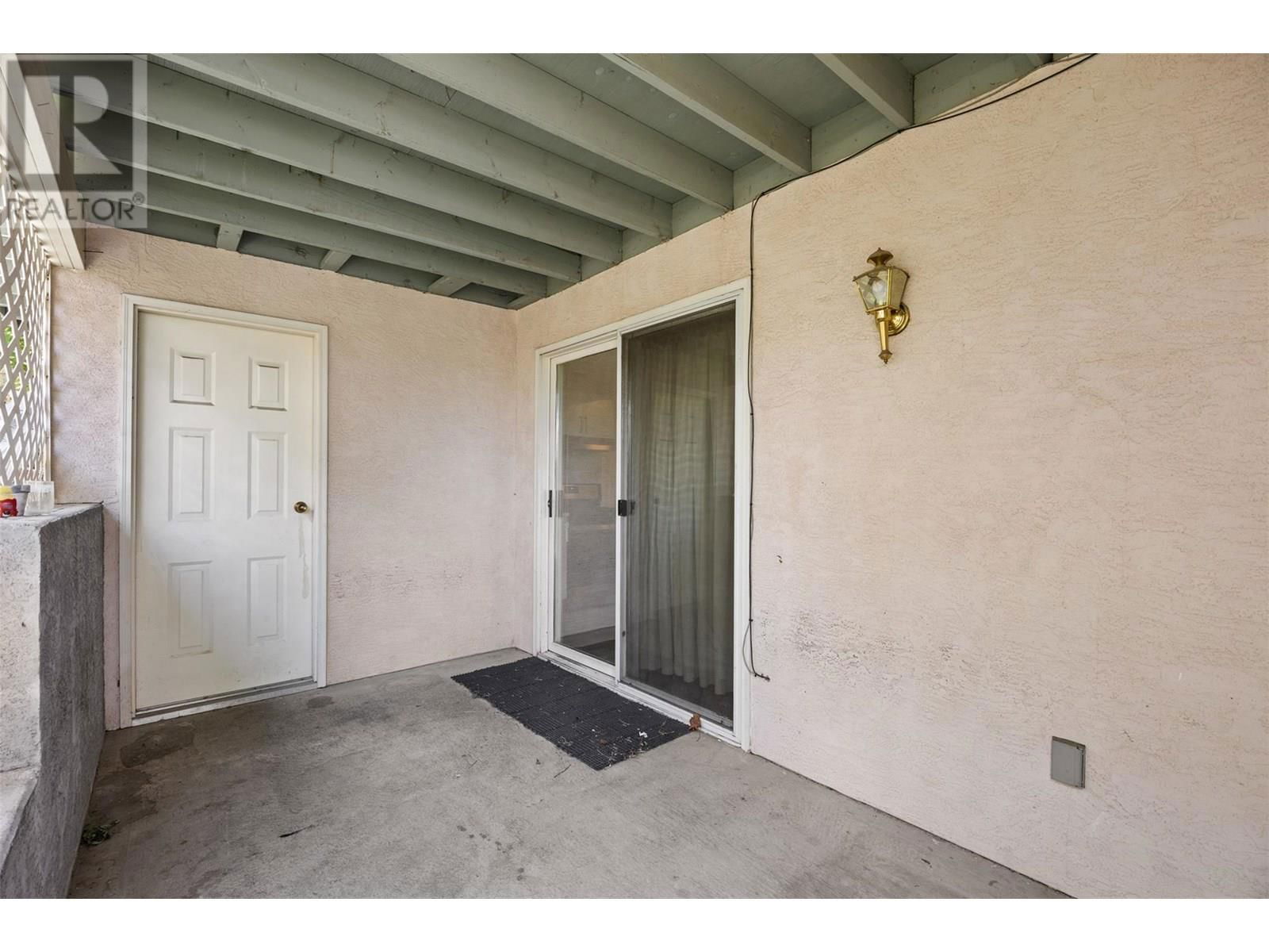 587 MONARCH DRIVE Image 31