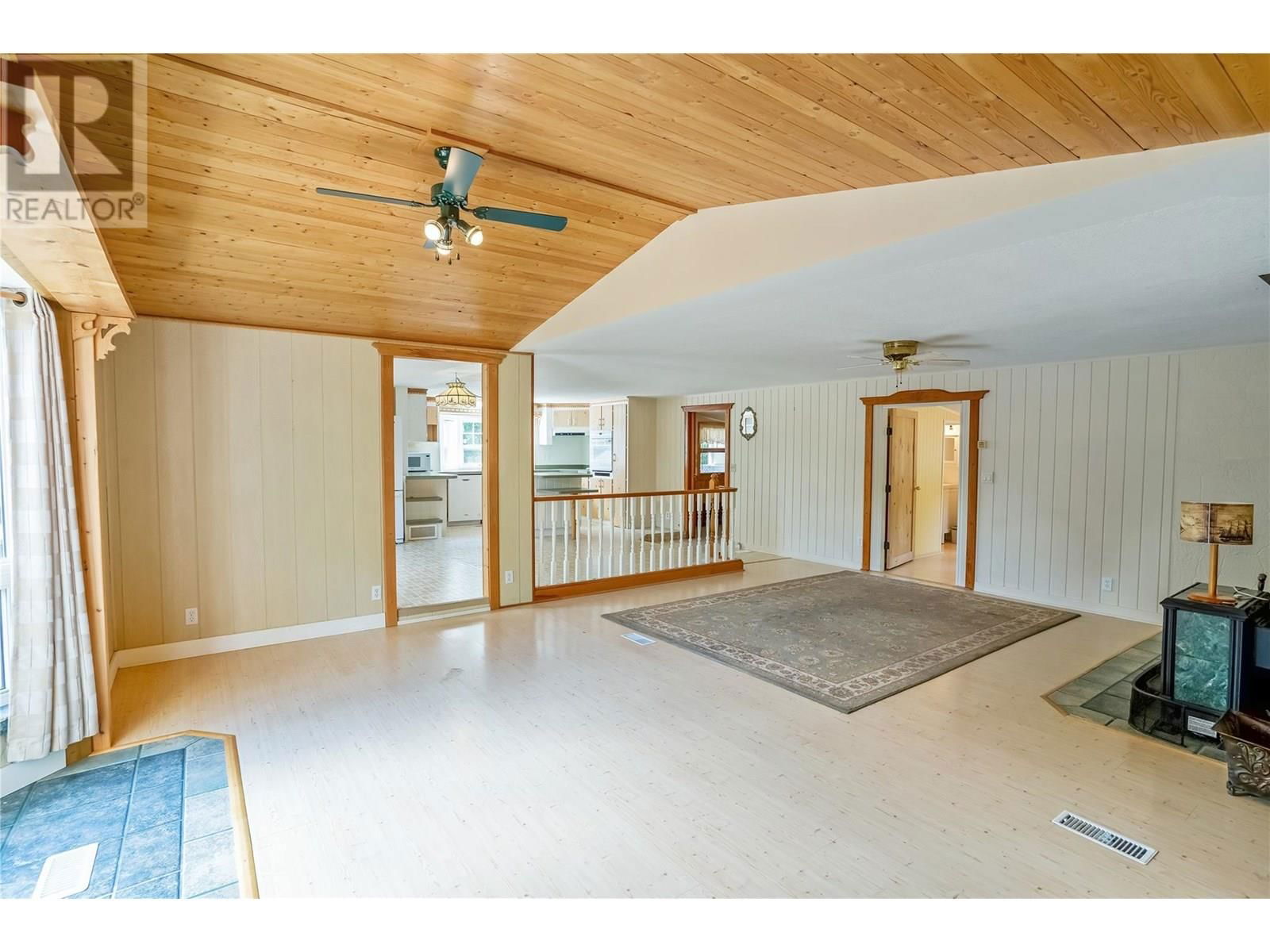 6641 GIBBS ROAD Image 19