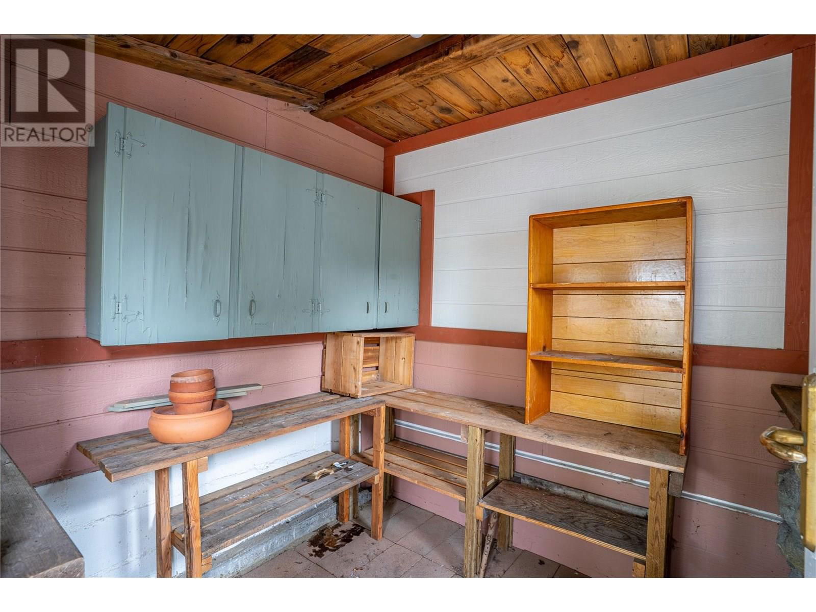 6641 GIBBS ROAD Image 45