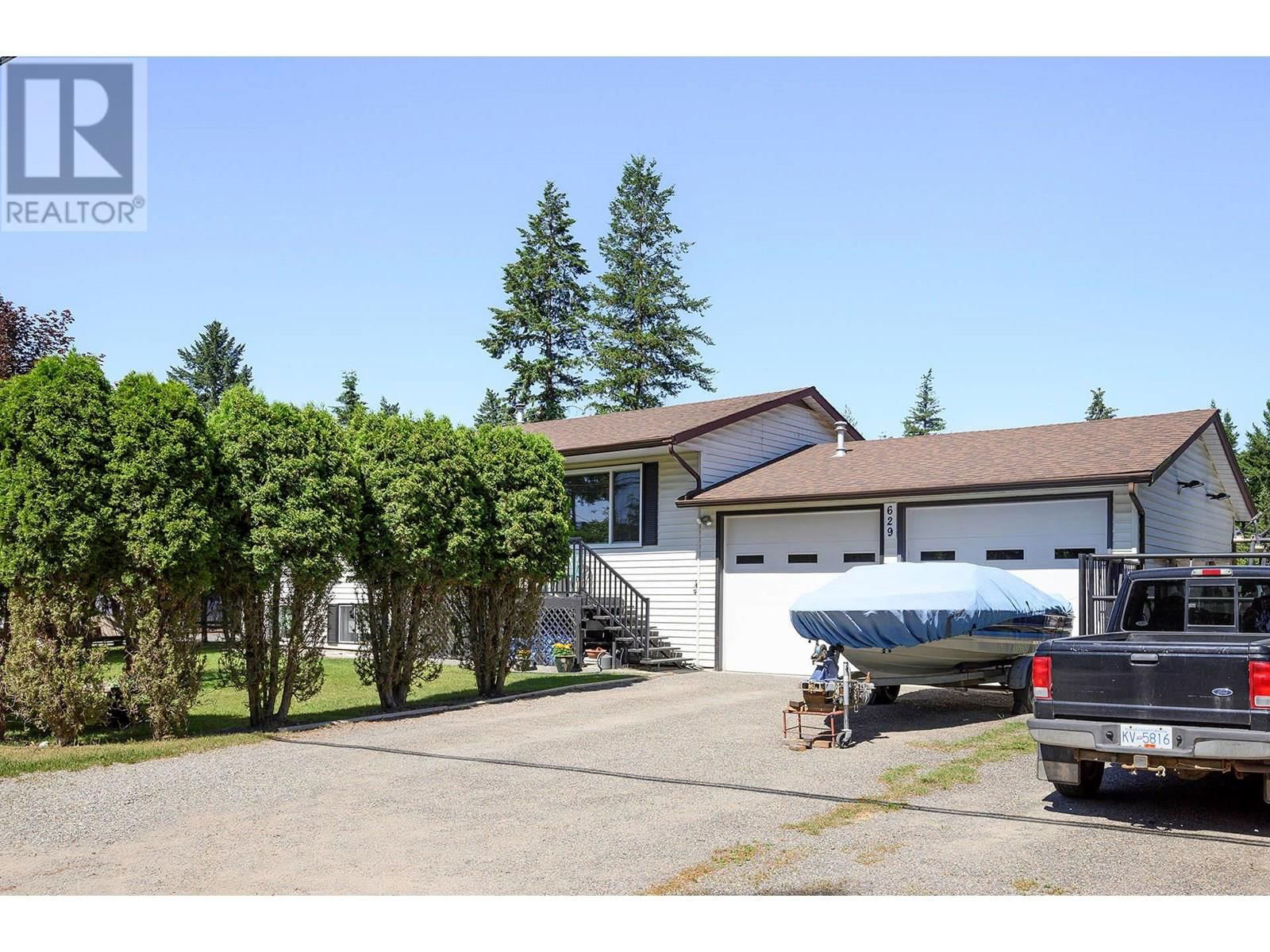 629 BARRIERE LAKES ROAD Image 48
