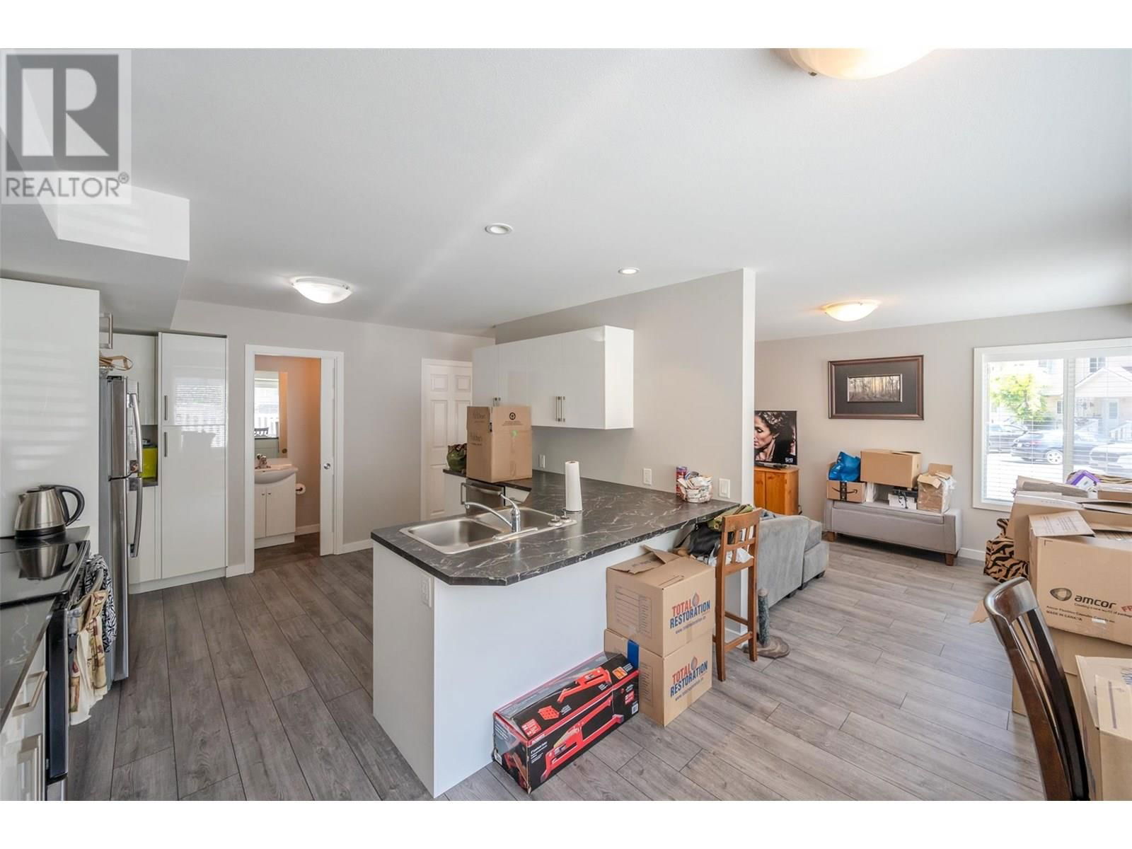 123 - 1458 PENTICTON AVENUE Image 16