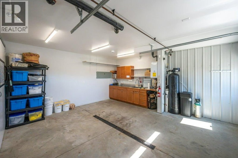 Image #1 of Business for Sale at 97, Oliver, British Columbia