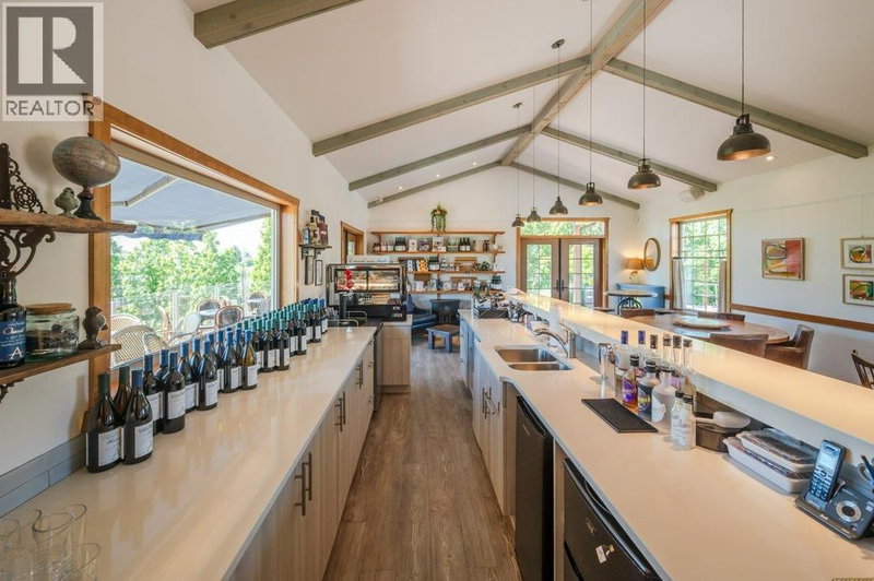 Image #1 of Business for Sale at 97, Oliver, British Columbia