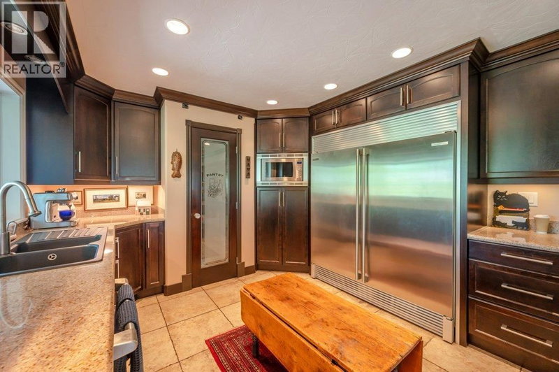 Image #1 of Business for Sale at 97, Oliver, British Columbia