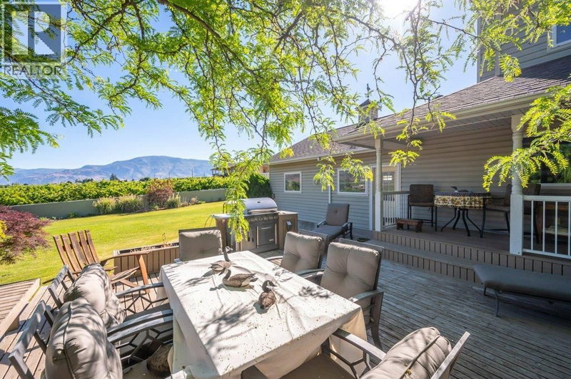 Image #1 of Business for Sale at 97, Oliver, British Columbia