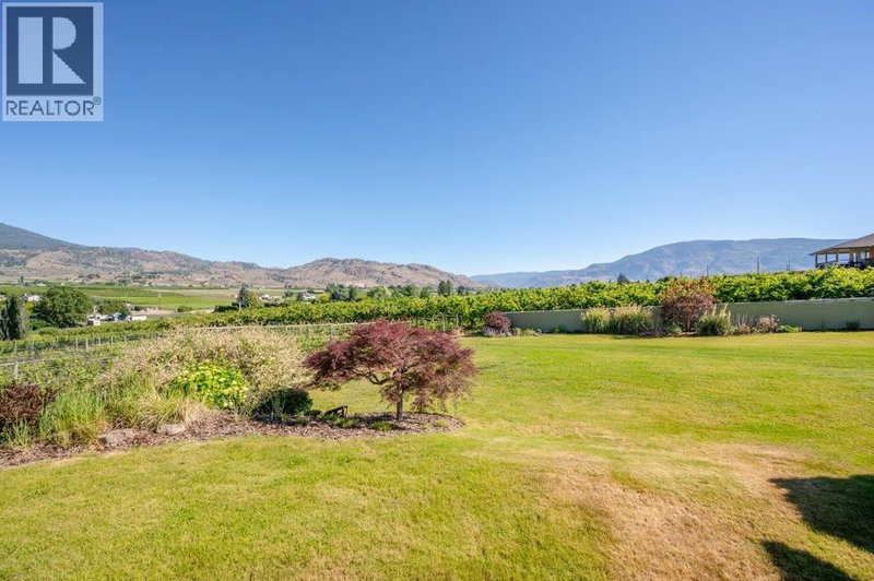 Image #1 of Business for Sale at 97, Oliver, British Columbia