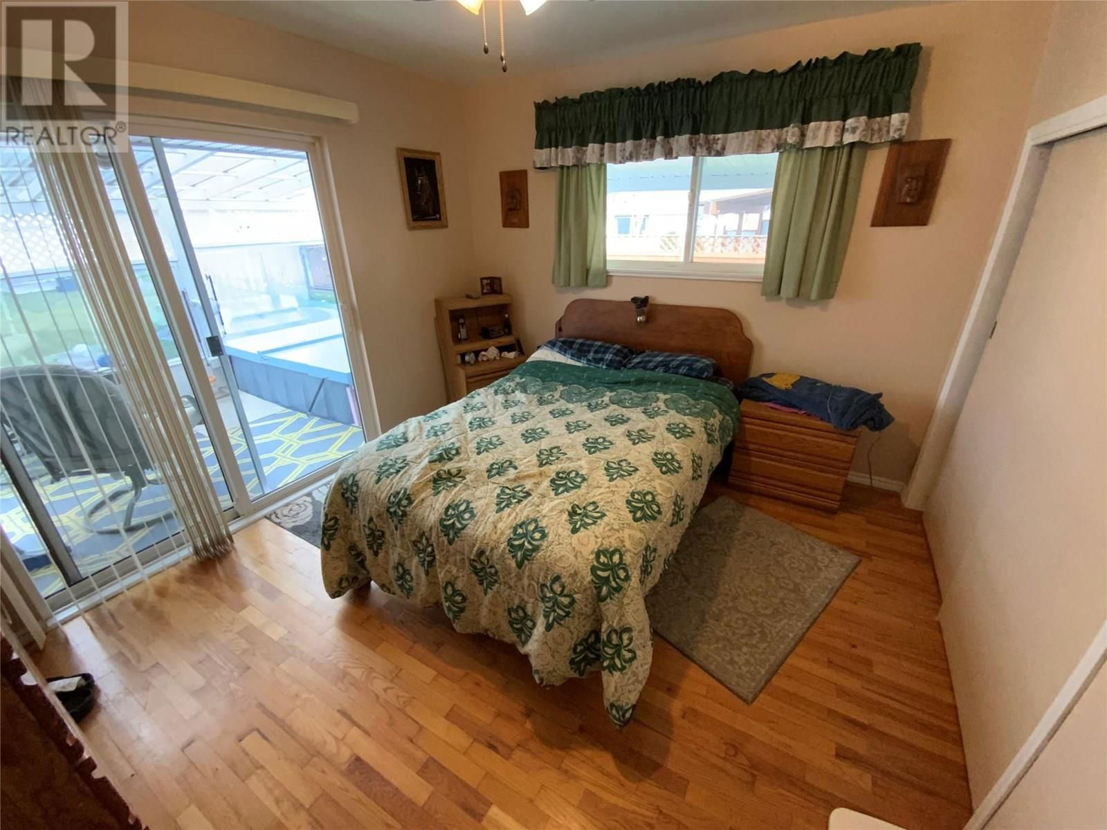 449 CONKLIN AVENUE Image 10