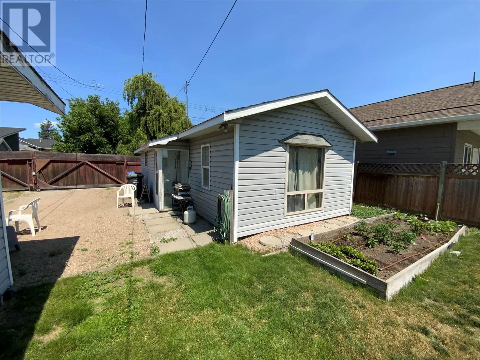 449 CONKLIN AVENUE Image 16
