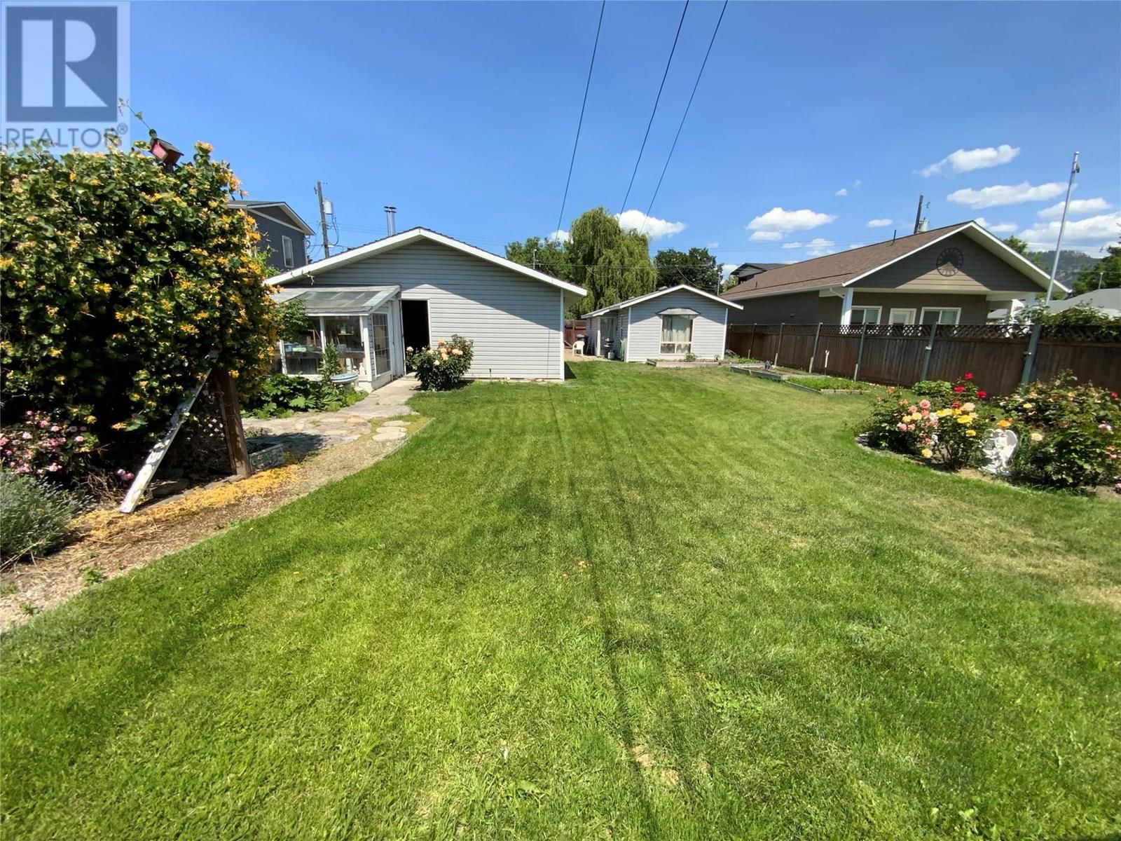 449 CONKLIN AVENUE Image 3