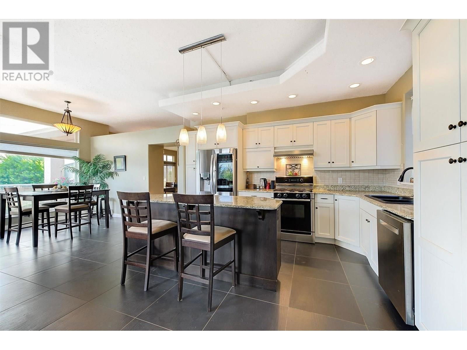 5165 MORRISON CRESCENT Image 11