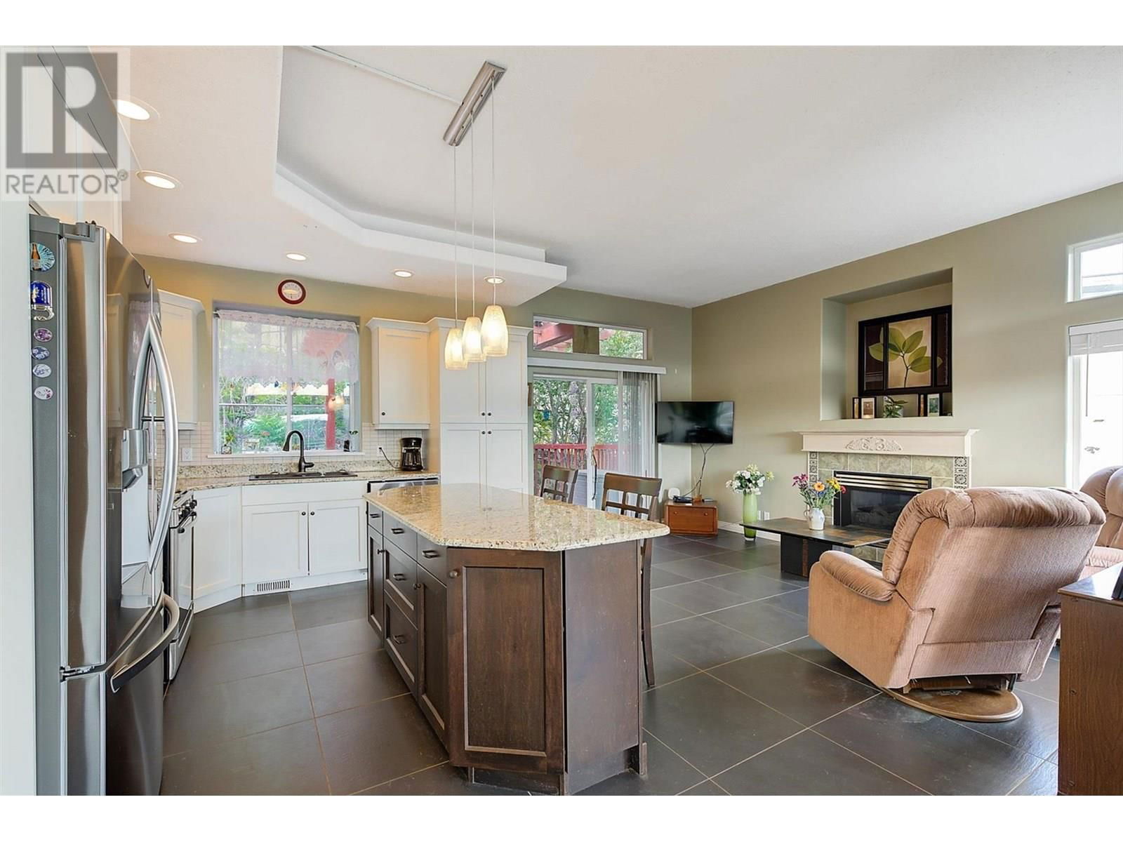 5165 MORRISON CRESCENT Image 12