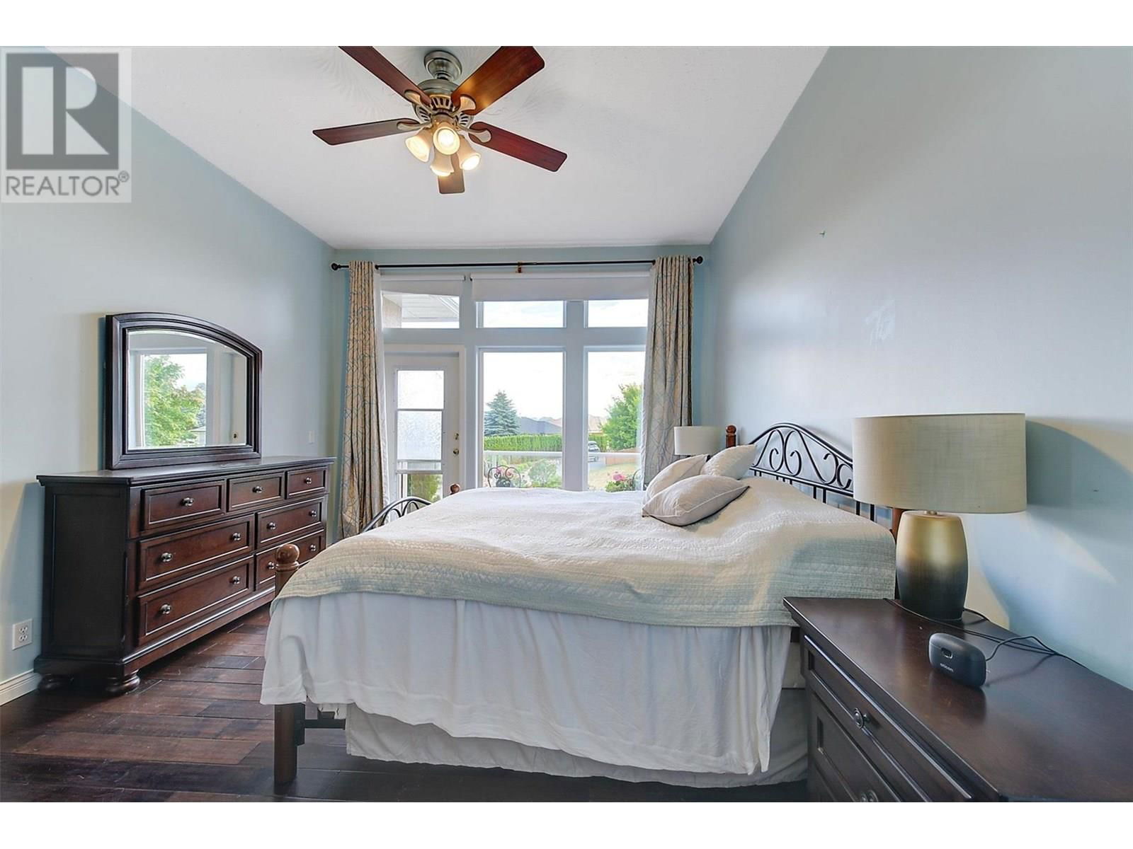 5165 MORRISON CRESCENT Image 34