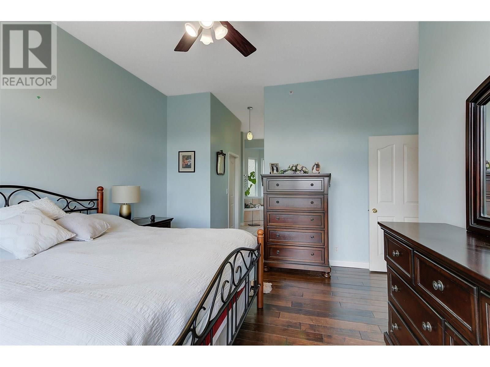 5165 MORRISON CRESCENT Image 35
