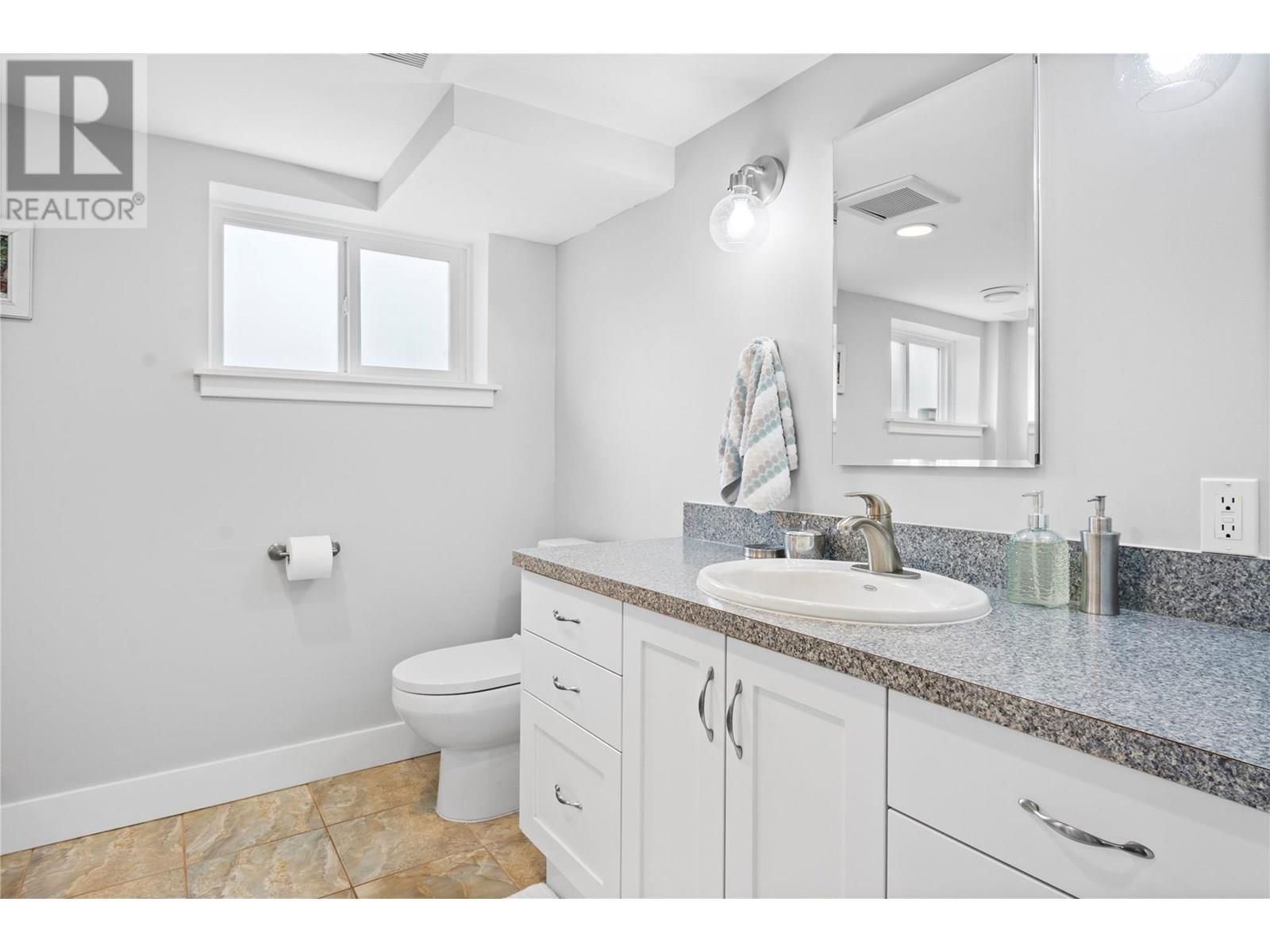 403 WINDSOR AVENUE Image 24