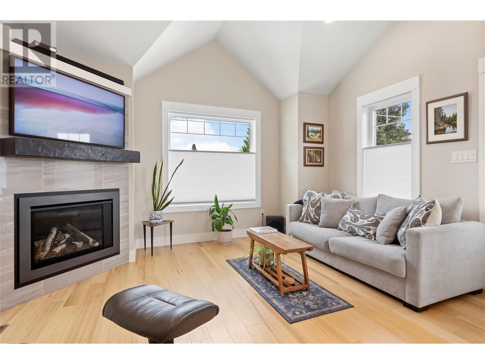 403 WINDSOR AVENUE Image 29