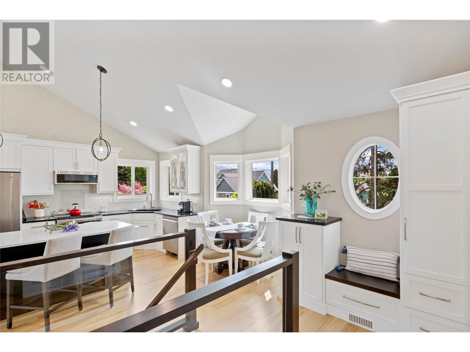 403 WINDSOR AVENUE Image 30