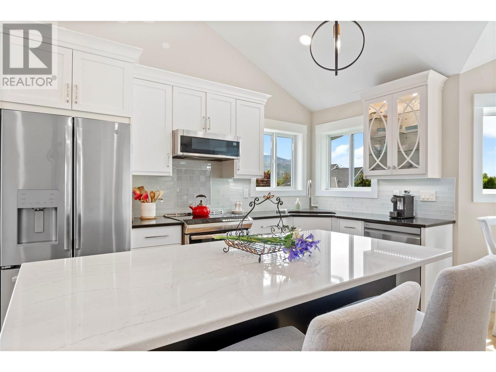 403 WINDSOR AVENUE Image 32