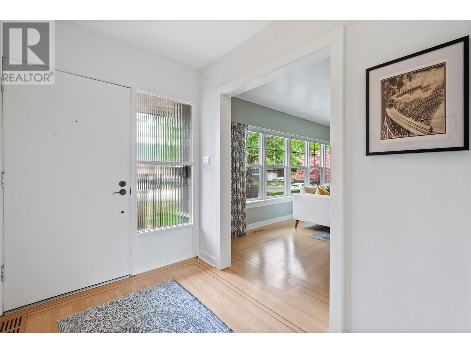 403 WINDSOR AVENUE Image 5