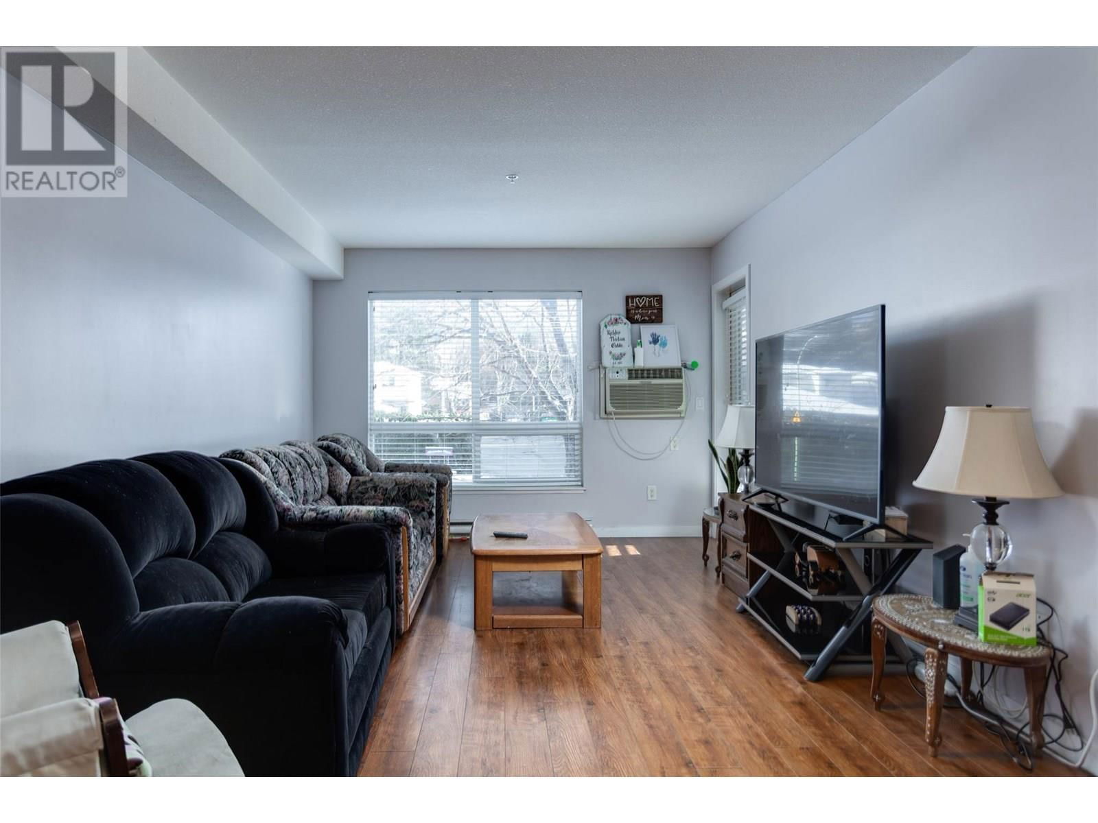 113 - 260 FRANKLYN ROAD Image 13