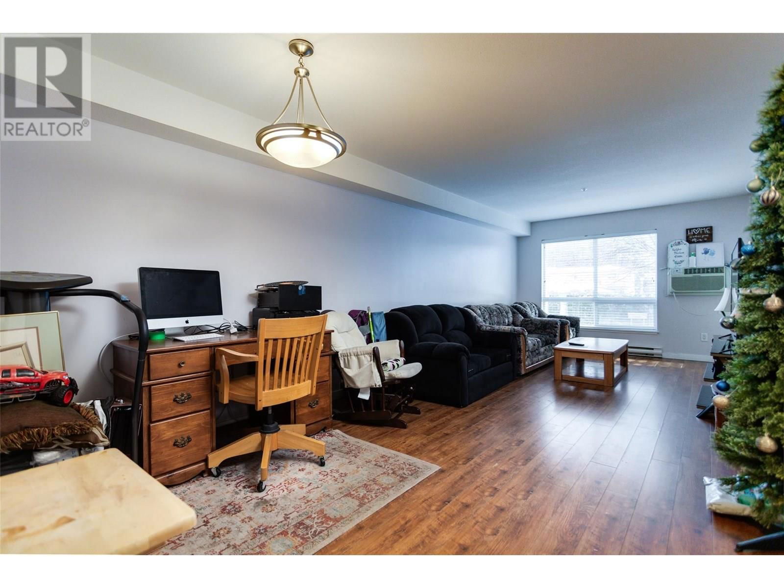 113 - 260 FRANKLYN ROAD Image 5