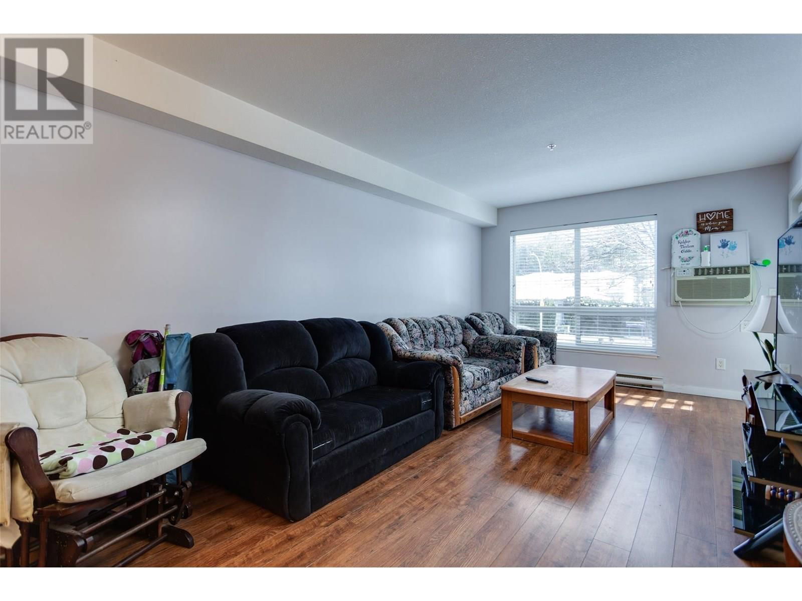 113 - 260 FRANKLYN ROAD Image 6