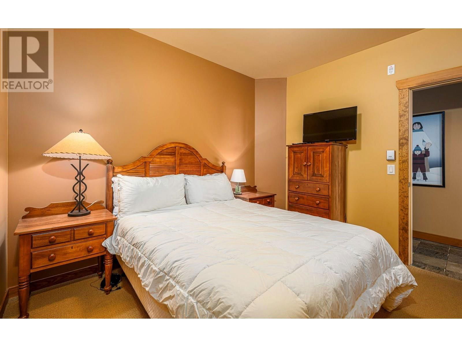 112 - 250 FEATHERTOP WAY Image 10